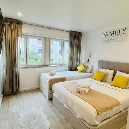 Проживання в сім'ї - Marques De Pombal