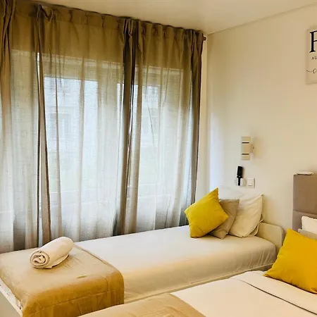 Homestay - Marques De Pombal