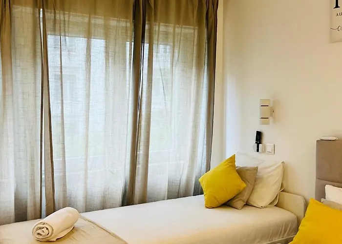 Homestay - Marques De Pombal