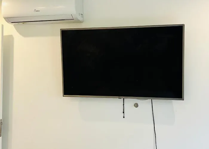 - Marques De Pombal Lisbon